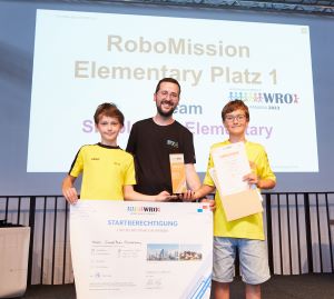 Liebigschüler gewinnen Deutschlandfinale der World Robot Olympiad